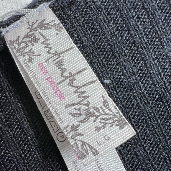 INTIMATELY FREE Free People Black Ribbed Long Sleeve V-Neck Bodysuit Large - Picture 4 of 8